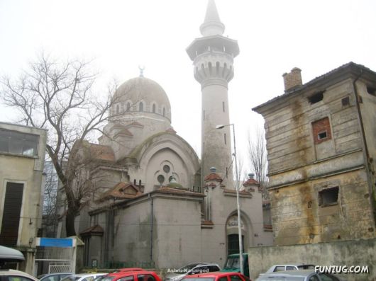 Islamic Architecture Around the World - III