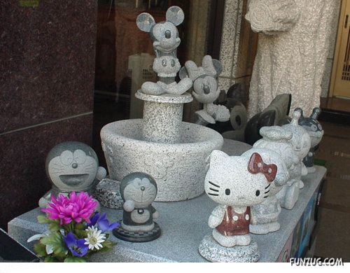Amazing Japanese Tombstones Art