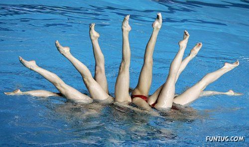 Amazing Synchronized Swimming Art ( wOw )