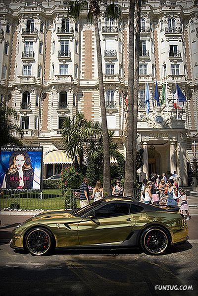 Beautiful Golden Ferrari 599 GTB