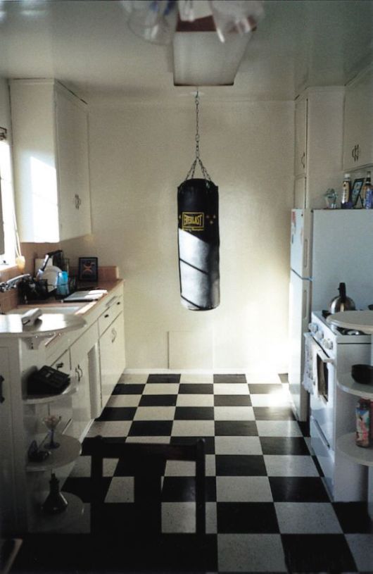 Bathrooms And Kitchens Of American Bachelors