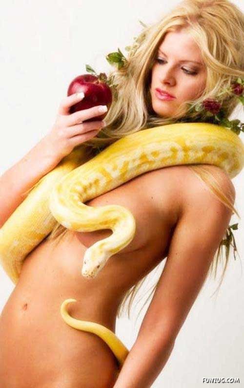 Galz and Snakes Crazy Photography
