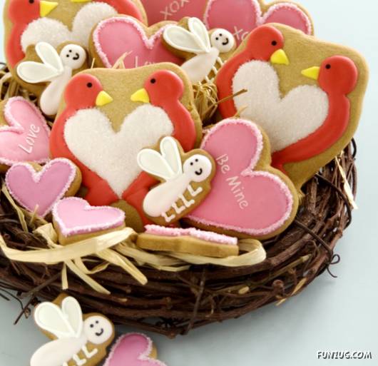 Cutest Biscuits for Your Loved Ones on Valentines Day