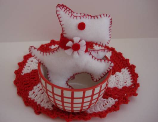 Red N White Cute Combination