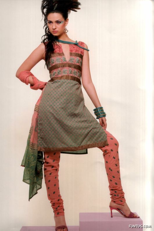 Desi Salwar Kameez Designs for Galz