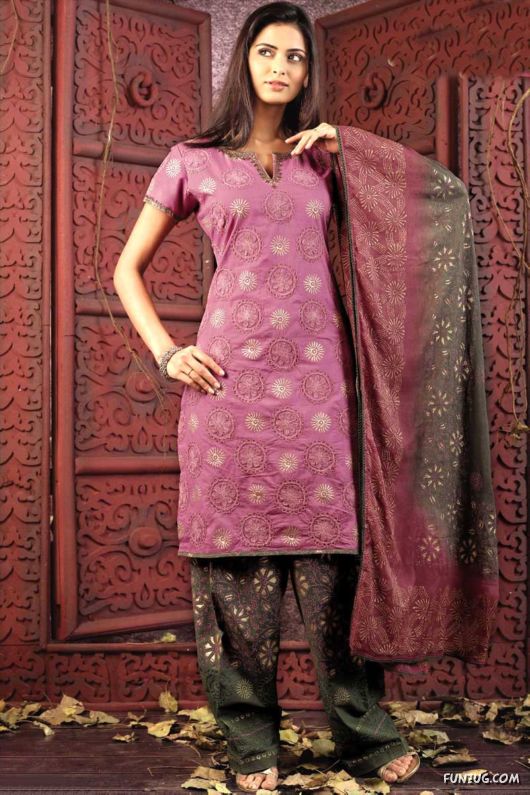 Desi Salwar Kameez Designs for Galz