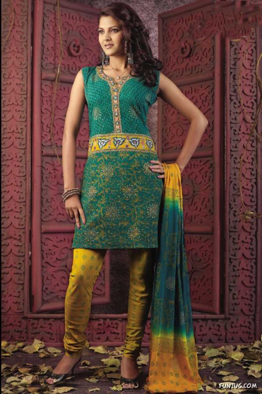 Desi Salwar Kameez Designs for Galz
