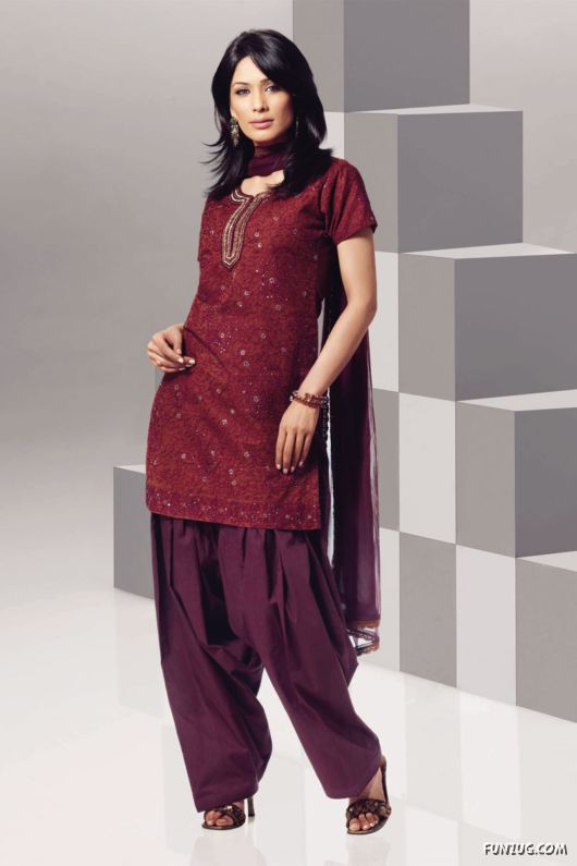 Desi Salwar Kameez Designs for Galz