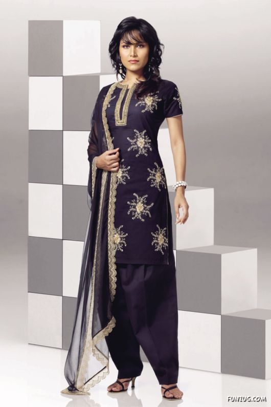 Desi Salwar Kameez Designs for Galz