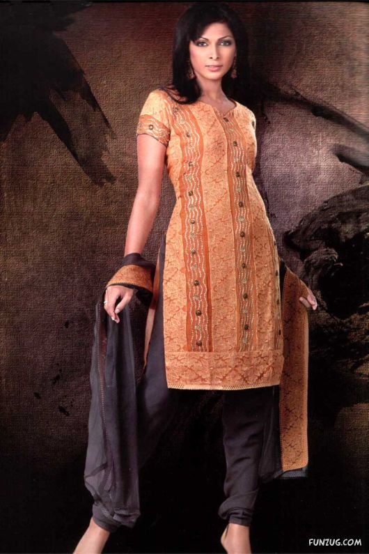 Desi Salwar Kameez Designs for Galz