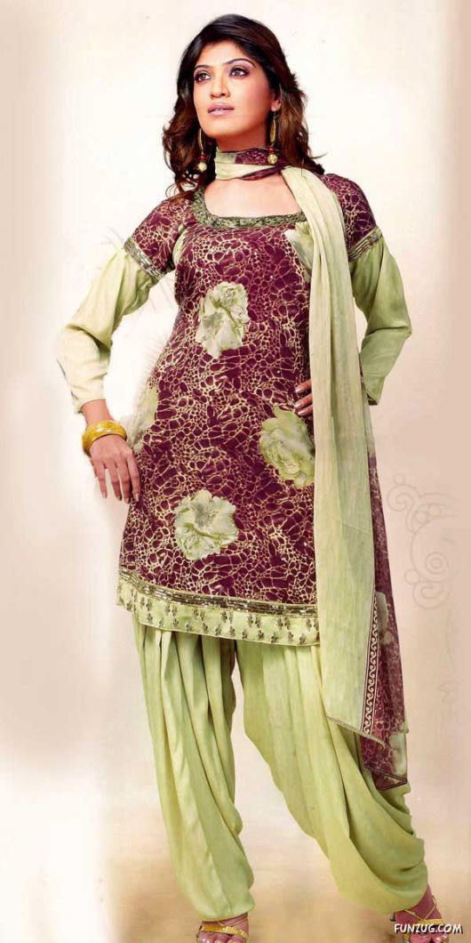 Desi Salwar Kameez Designs for Galz