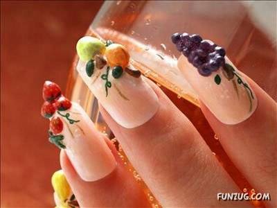 Ever Seen Such Strange Manicure ?