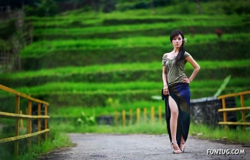 Gorgeous Photos of Gorgeous Women