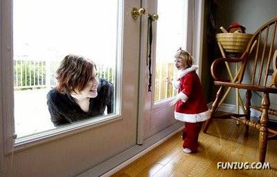 Amazing Smallest Girl in the World