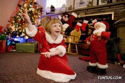 Amazing Smallest Girl in the World