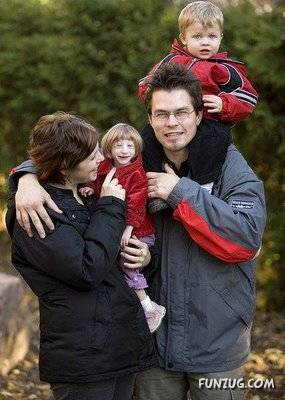 Amazing Smallest Girl in the World