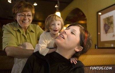 Amazing Smallest Girl in the World