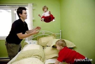 Amazing Smallest Girl in the World