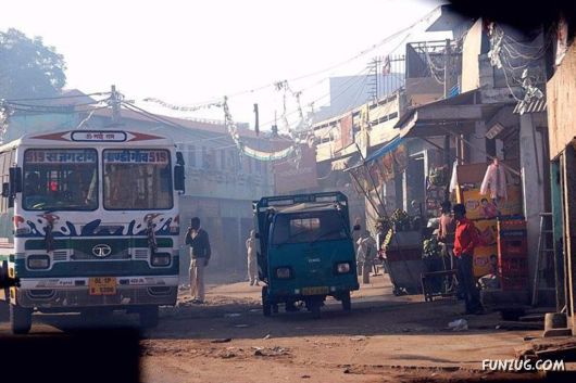 The Streets And People Of India