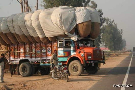 The Streets And People Of India
