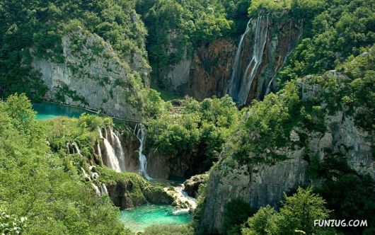 Heavenly Landscapes of Waterfall
