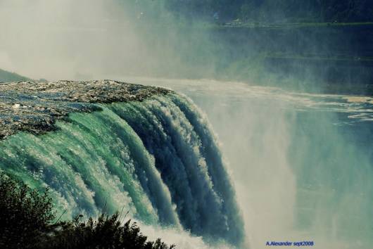 Niagara Falls - Amazing Power and Beauty!