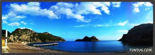 Mini Panaromic Beachside Beautiful Pics