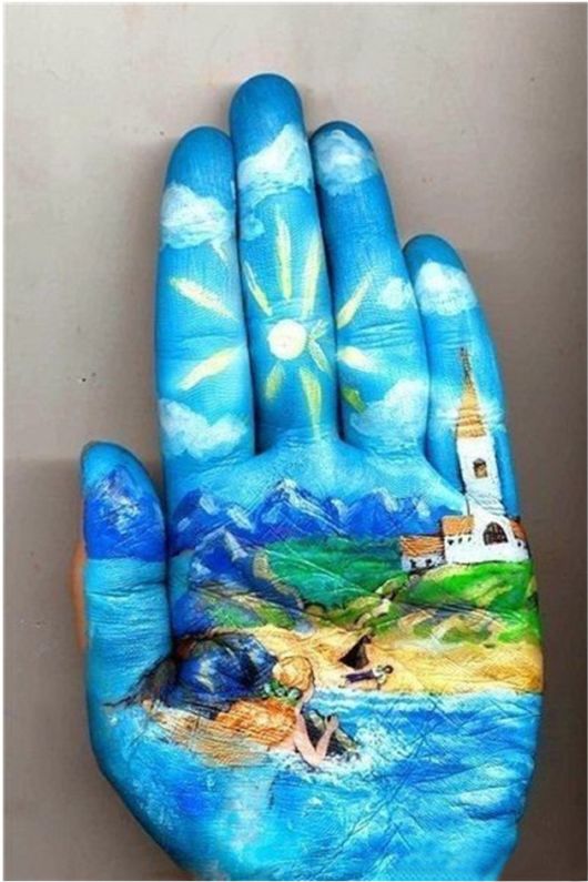 Fabulous Drawings On The Palms