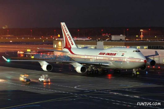 Air India Boeing and Airbus Pictures