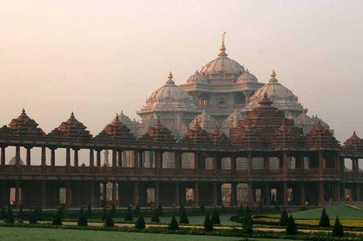 Extraordinary Akshardham Temple in New Delhi (India)