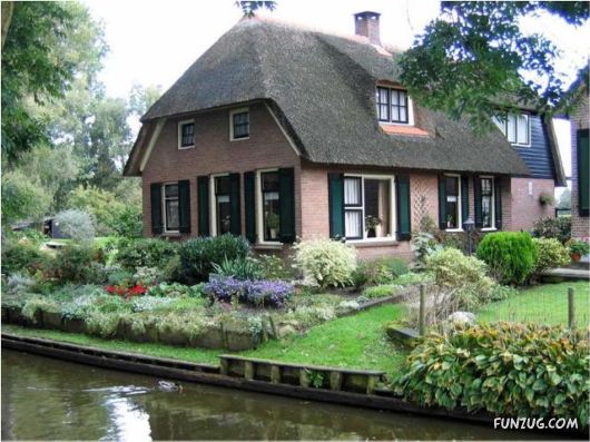 Beautiful Village in Holland with No Roads