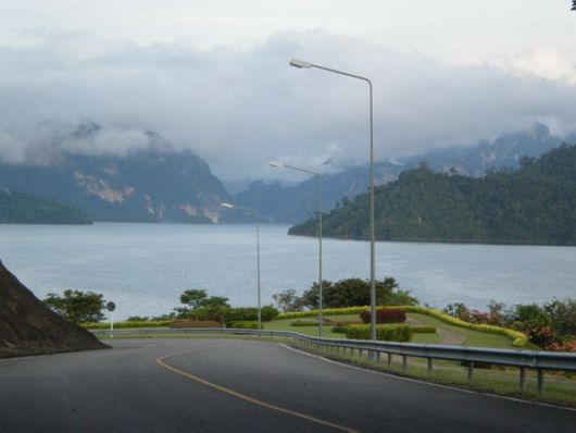 Amazing Ratchaprapa Dam, Thailand