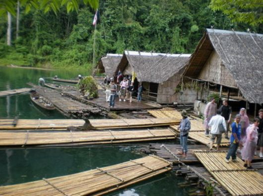 Amazing Ratchaprapa Dam, Thailand