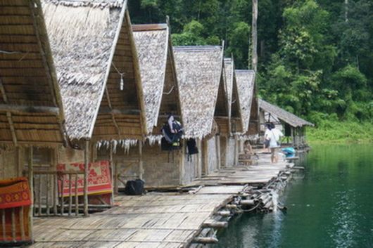 Amazing Ratchaprapa Dam, Thailand