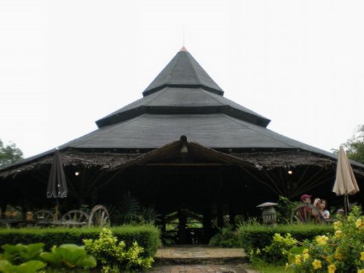 Amazing Ratchaprapa Dam, Thailand