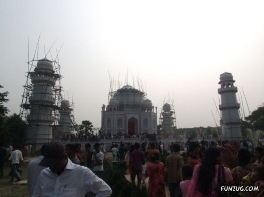 Taj Mahal in Bangladesh