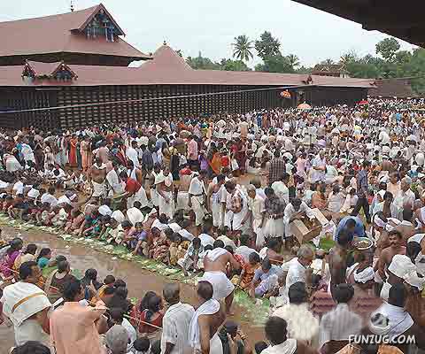Traditional Boat Race in Aranmula, Kerala