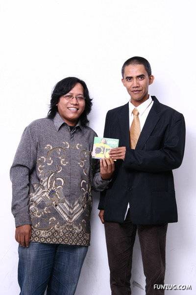 Duplicate Obama Found in Indonesia