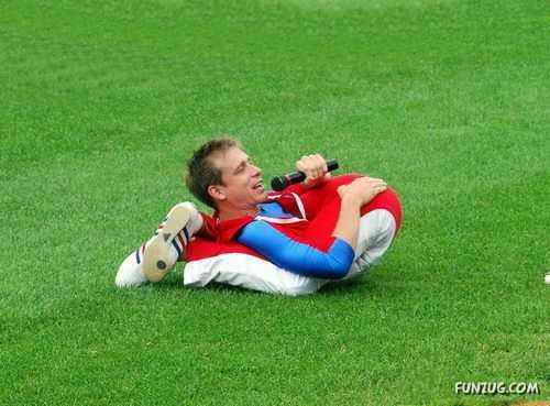 Amazing Elastic Person in a Box