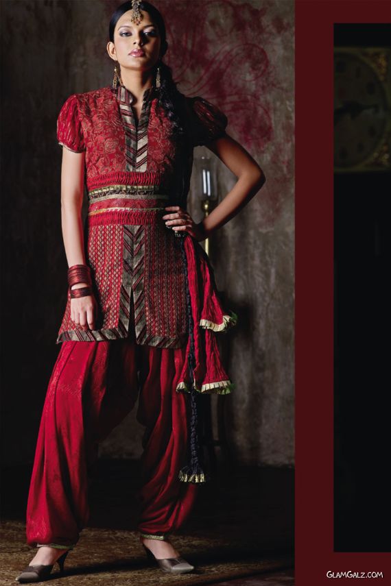 Desi Salwar Kameez Designs for Galz