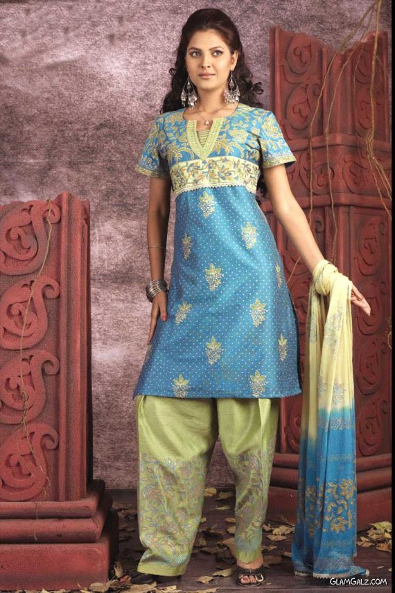 Desi Salwar Kameez Designs for Galz