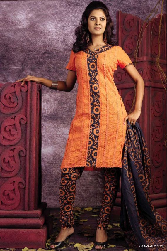 Desi Salwar Kameez Designs for Galz