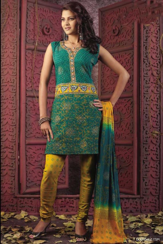 Desi Salwar Kameez Designs for Galz