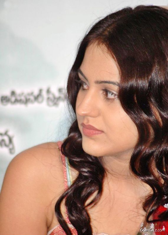 Pretty Tollywood Actress Aksha