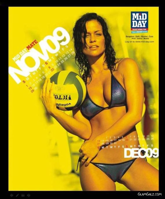 Click to Enlarge - Mid-Day Desktop Calendar 2009