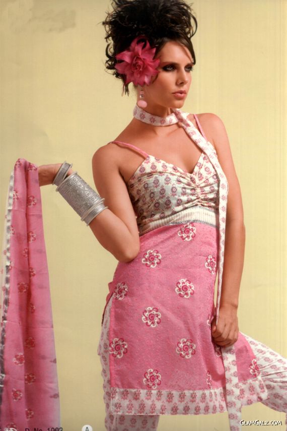 Desi Salwar Kameez Designs for Galz