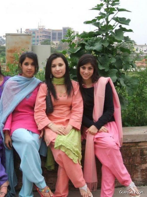 Beautiful Girls from Pakistan