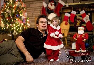 Amazing Smallest Girl in the World