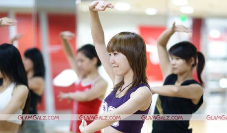 Cheerleaders for Beijing Olympics 2008