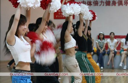 Cheerleaders for Beijing Olympics 2008